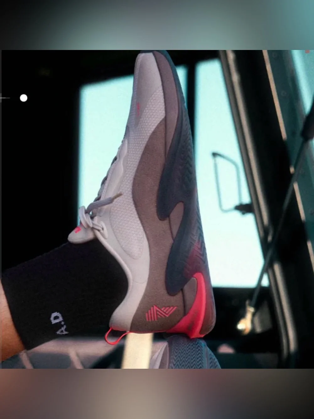 RAD ONE V2 Cinder Pink